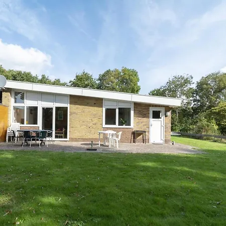 Recreational In A Tree-rich Park Holiday home Sint Maartensvlotbrug
